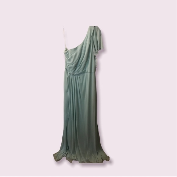 𝅺DAVID’S Bridal asymmetrical neck beaded dress with side slit. Size 8 - Picture 2 of 6